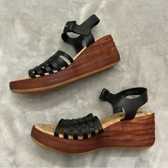 Korks Marley Strappy Wedge Sandals in Black Size 10 NEW!! - Picture 4 of 9